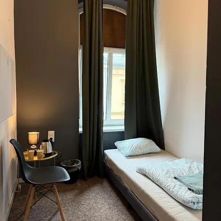 Mitiko 48 Hostel *